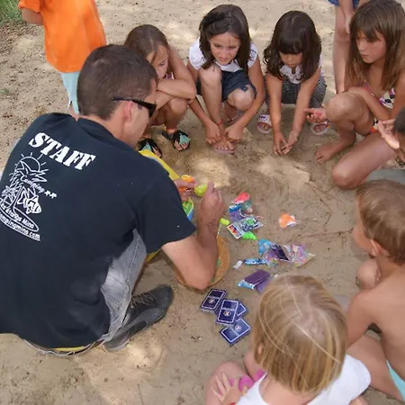 Mobil Pour 6 Personnes Avec Terrasse - Api-1-52-390 キャンプ場 Saint-Sornin