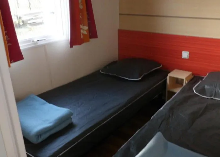 Mobil Pour 6 Personnes Avec Terrasse - Api-1-52-390 Camping *