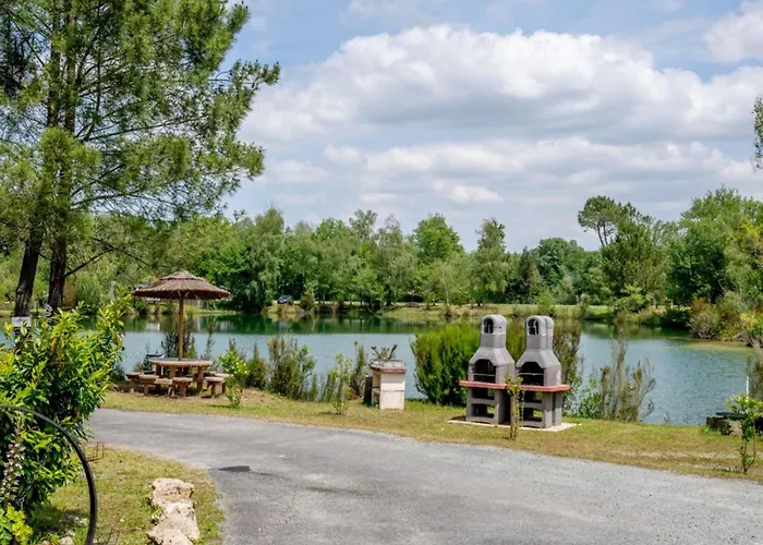 Mobil Pour 6 Personnes Avec Terrasse - Api-1-52-390 *